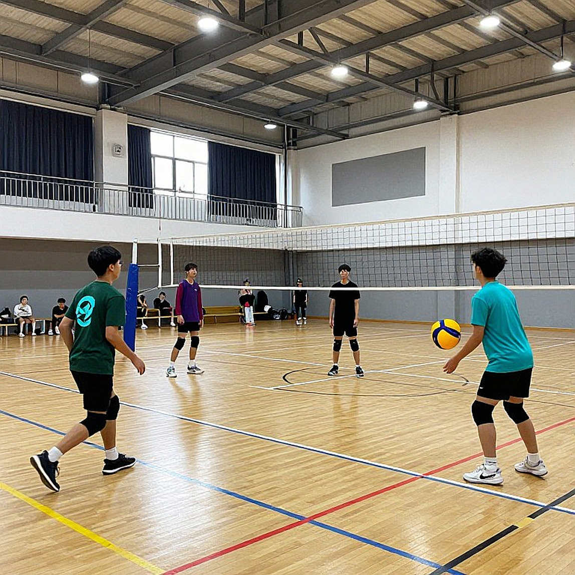 Efeler và vết nứt cuối set: Romania hạ Thổ Nhĩ Kỳ 3-1 ở bảng D CEV EuroVolley 2026
